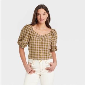NWOT Universal Thread Gingham Puff-Sleeve Blouse